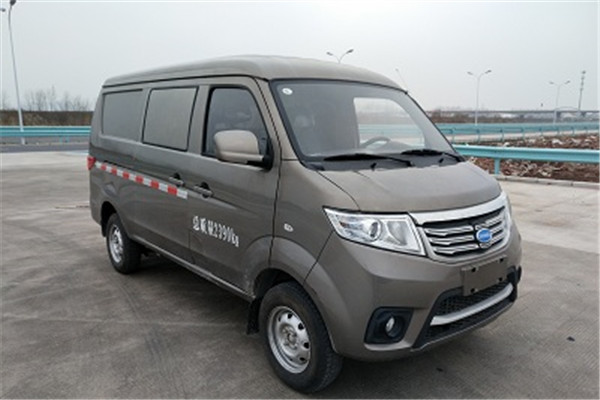 南京金龍NJL5026XXYBEV2廂式運(yùn)輸車（純電動(dòng)2座）