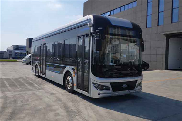 宏遠(yuǎn)KMT6107GBEV低地板公交車(chē)（純電動(dòng)21-37座）