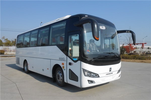 亞星YBL6909H1QE客車（柴油國(guó)六24-40座）