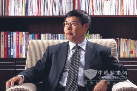 全國人大代表、陜西法士特汽車傳動集團(tuán)有限責(zé)任公司董事長李大開