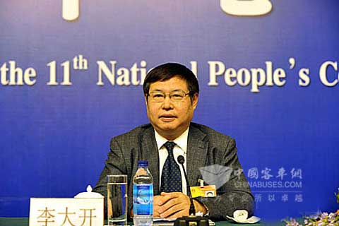 全國(guó)人大代表、陜西法士特集團(tuán)公司董事長(zhǎng)李大開