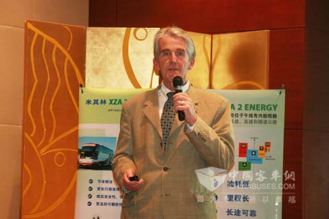 米其林卡客車輪胎部產(chǎn)品市場(chǎng)經(jīng)理Michael